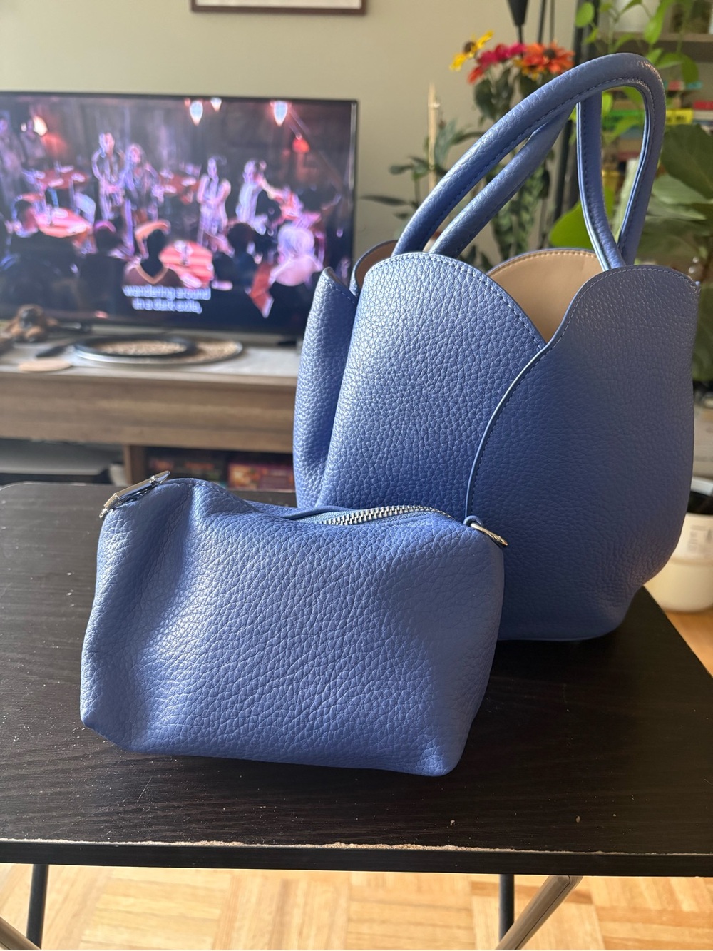 Melie Bianco Tulip Top - Handle Crossbody Tote - Picture 6 of 12